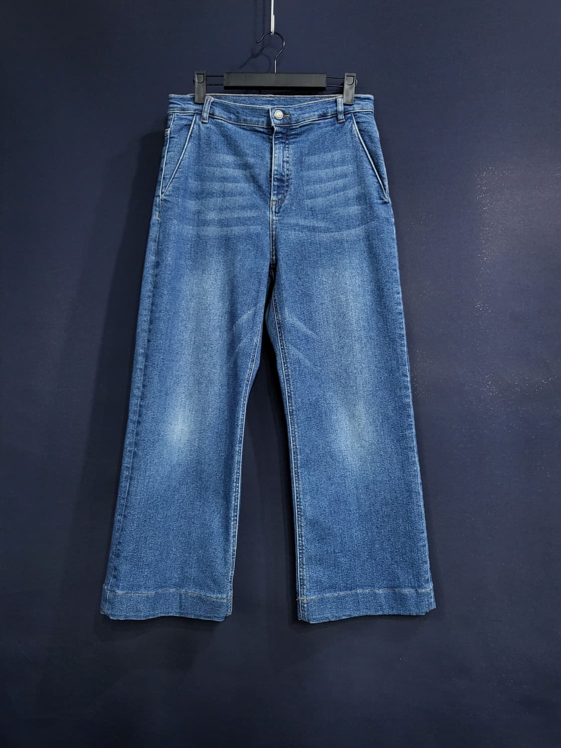 발망 데님 워싱 와이드핏 팬츠 상품이미지1
