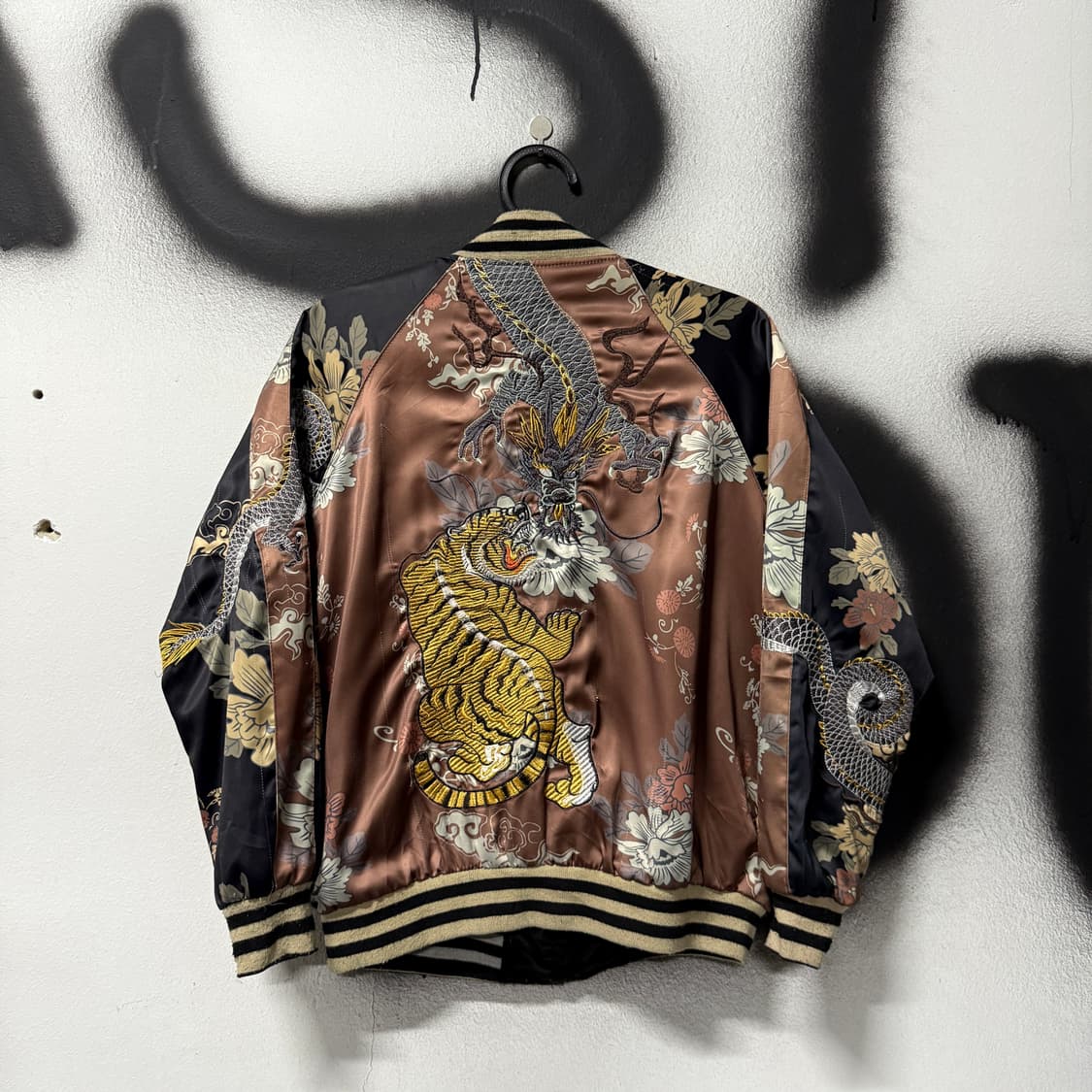 대장급 VTG 빈티지 재패니즈 오리엔탈 풀 자수 리버시블 크롭 스카잔 상품이미지2