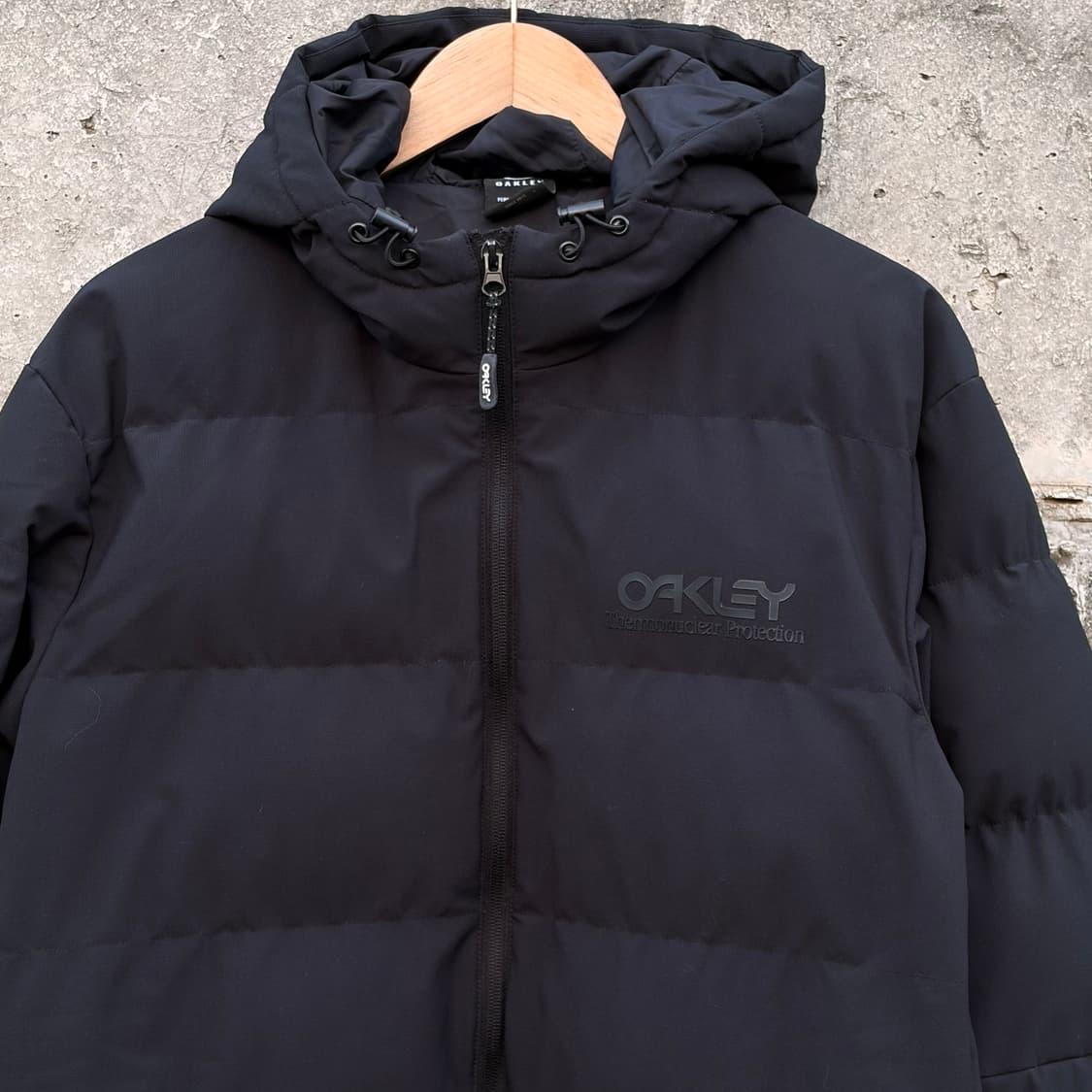 오클리 퍼포먼스 핏 라인 패딩 점퍼 L 0206 상품이미지2