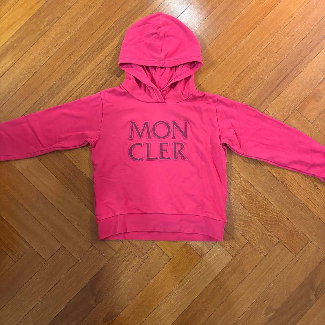 몽클레어 핑크 후드티 상품이미지1