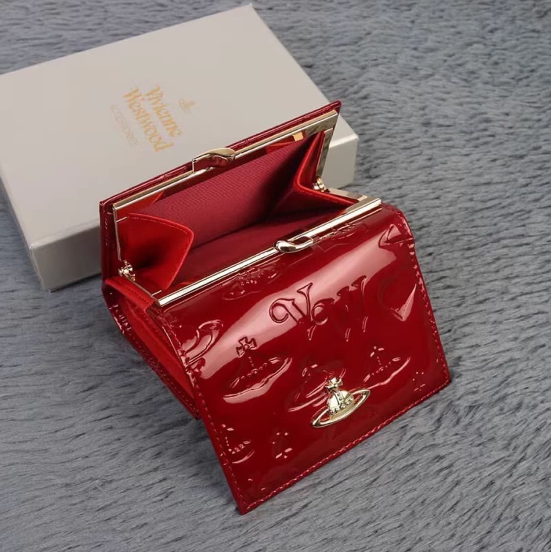 비비안웨스트우드 아카이브 금장 orb 펀칭 유광 레드레더 하프월렛 빈지갑 상품이미지3