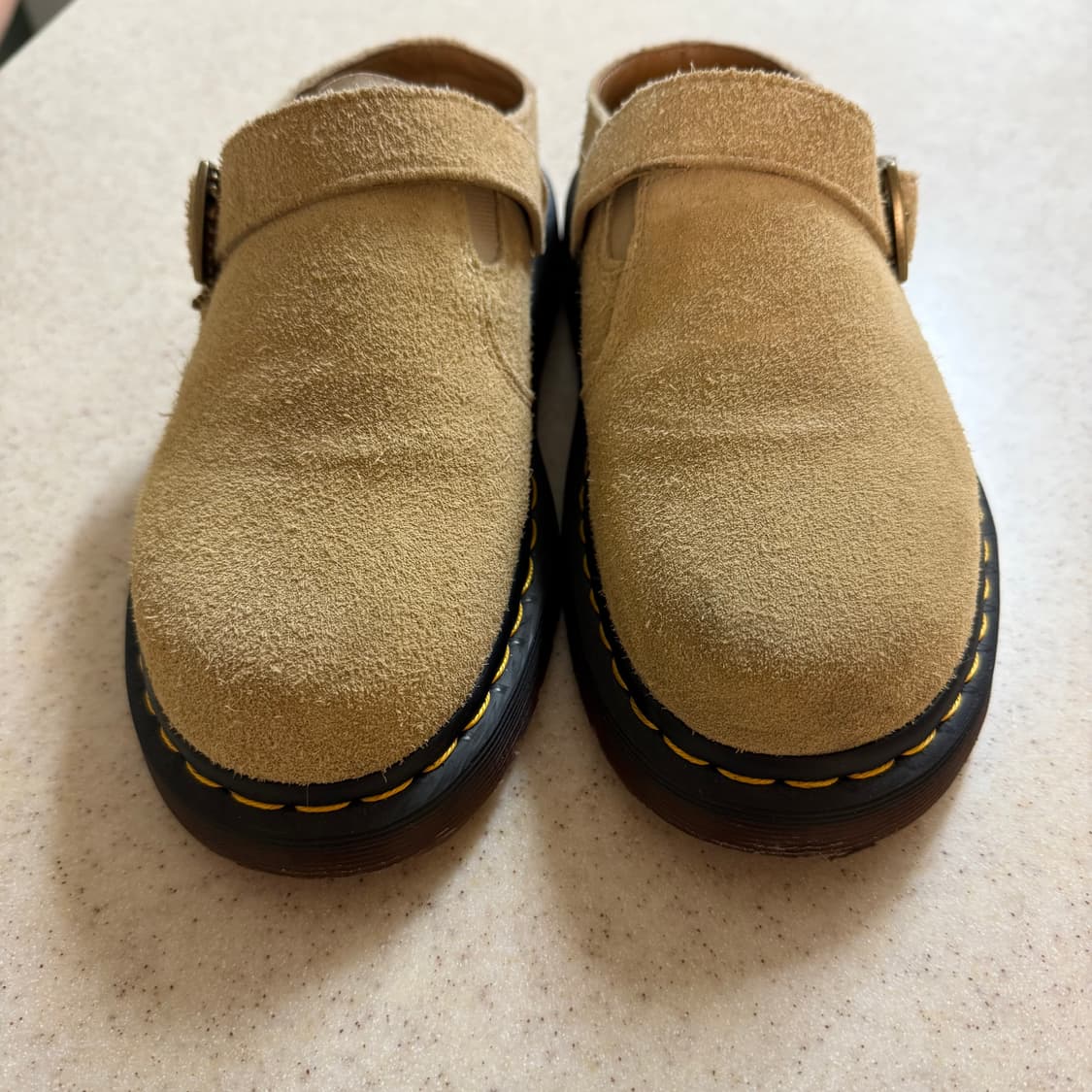 닥터마틴 아이샴 스웨이드 뮬 베이지 상품이미지4