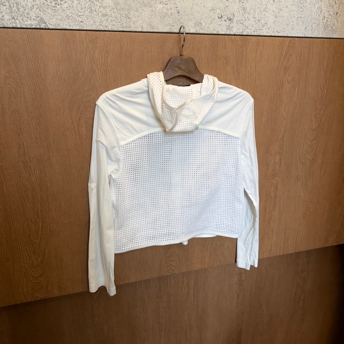 빈티지 메쉬 크롭 후드 집업 더블 포켓 디테일 레귤러핏 화이트 상품이미지2