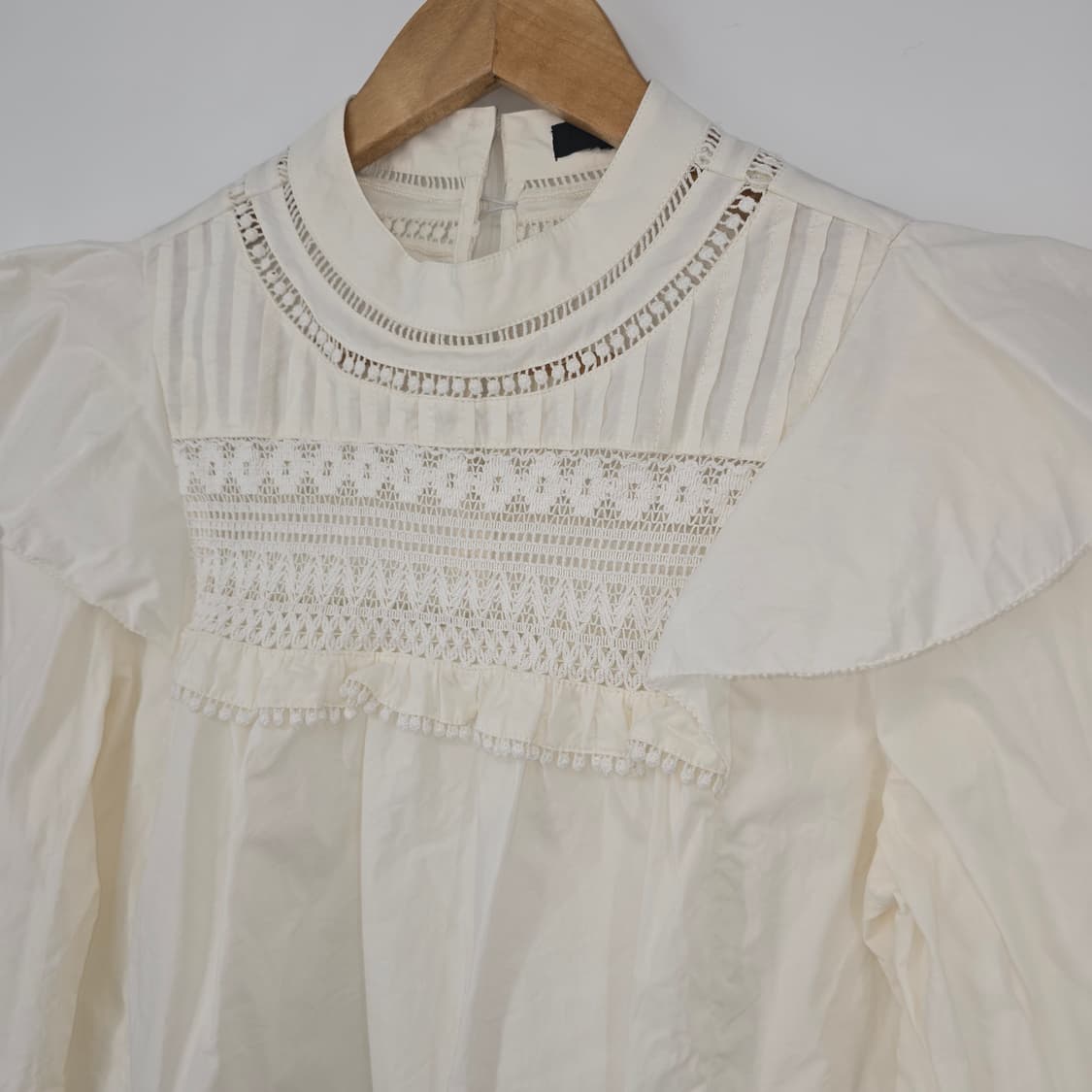 J.CREW 아이보리 레이스 프릴 블라우스 상품이미지9