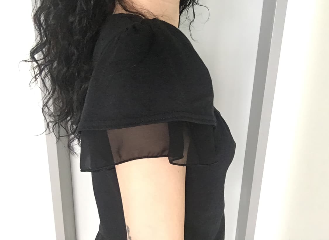 sheer sleeve lace square top 상품이미지6
