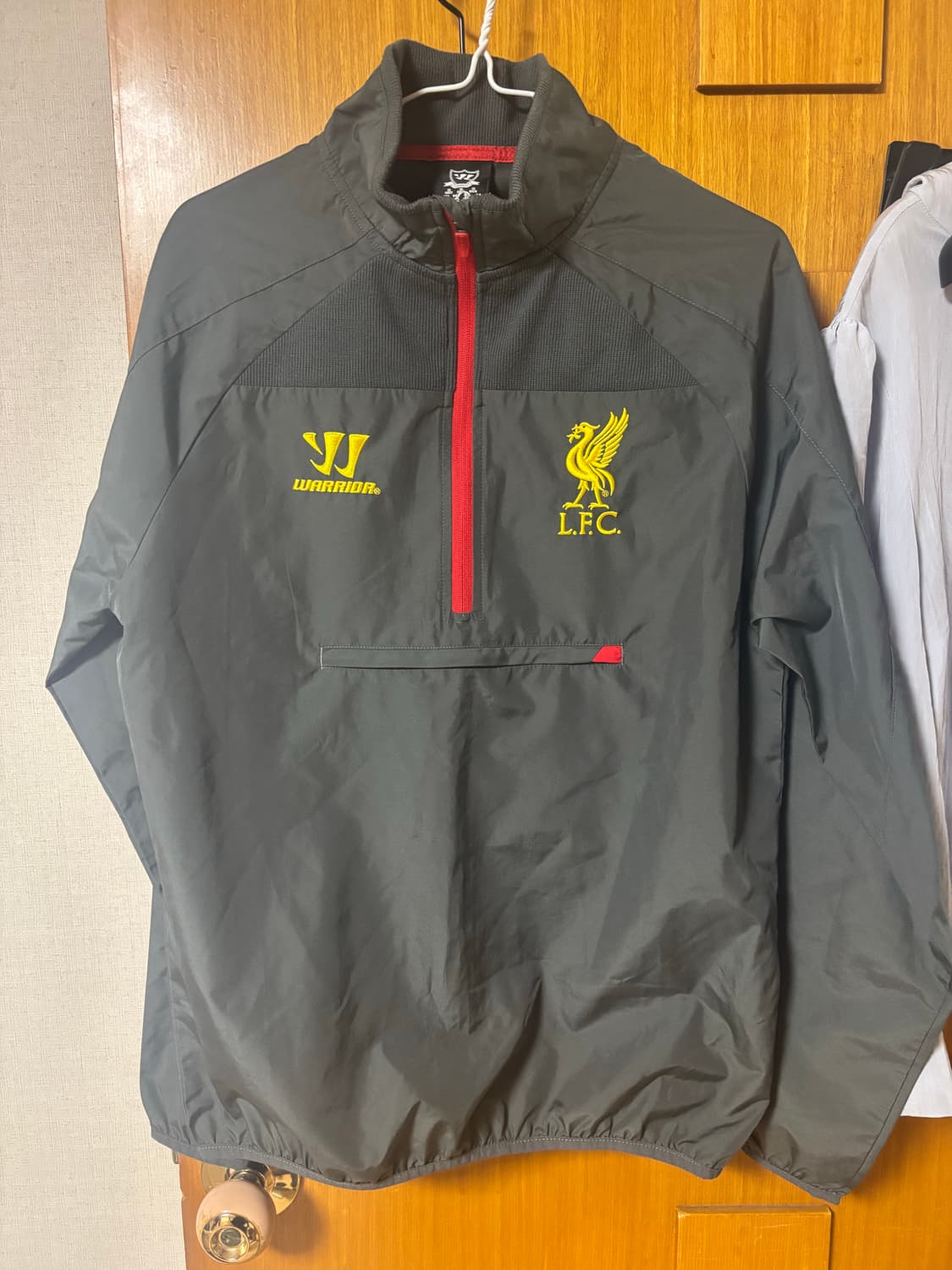 Warrior 리버풀 아노락 바람막이 상품이미지1