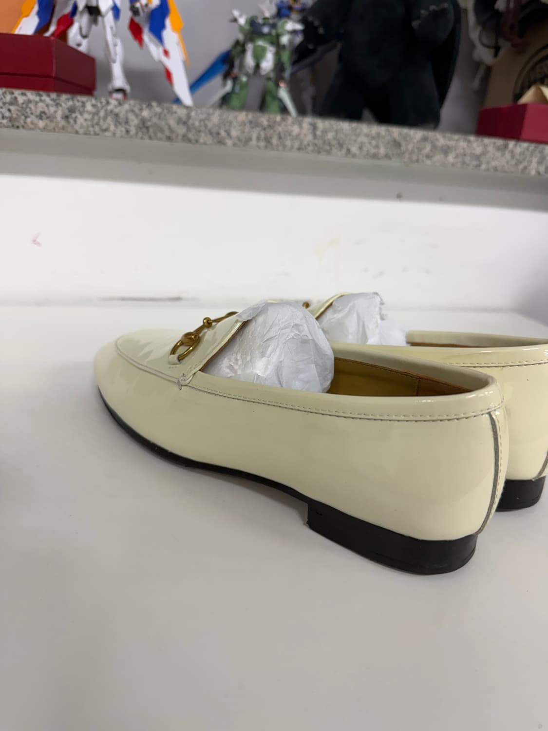 정품) 구찌 홀스빗 여성 에나멜 금장 로퍼 37 상품이미지6