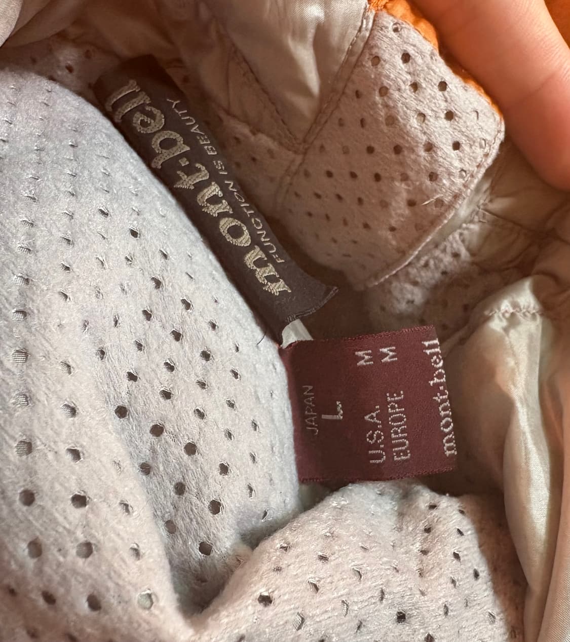 몽벨 다이아몬드 퀼팅 경량패딩 상품이미지3