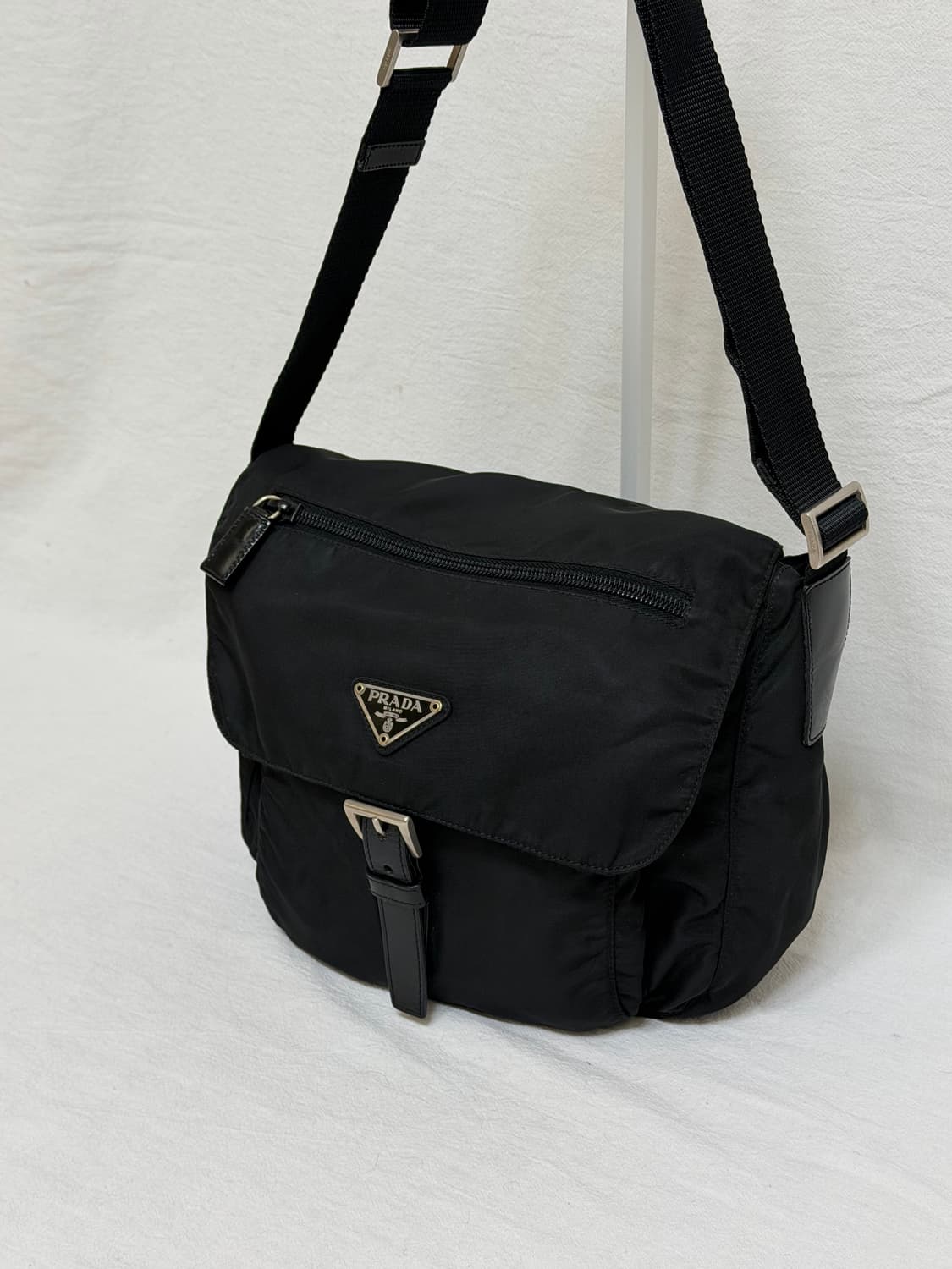 정품 프라다 포코노 나일론 메신저백 크로스백 숄더백 주우재백 상품이미지5