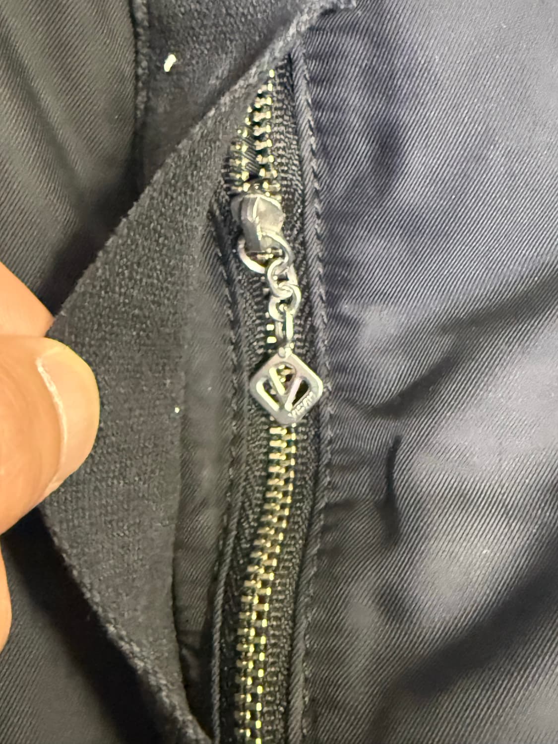 비즈빔 찰리 숄더백 블랙 라지 상품이미지5