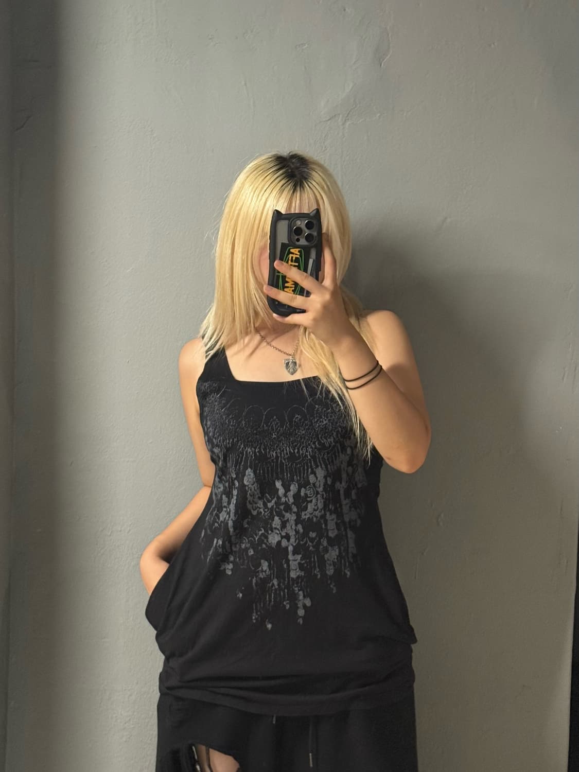 unique printing detail pocket sleeveless 상품이미지2