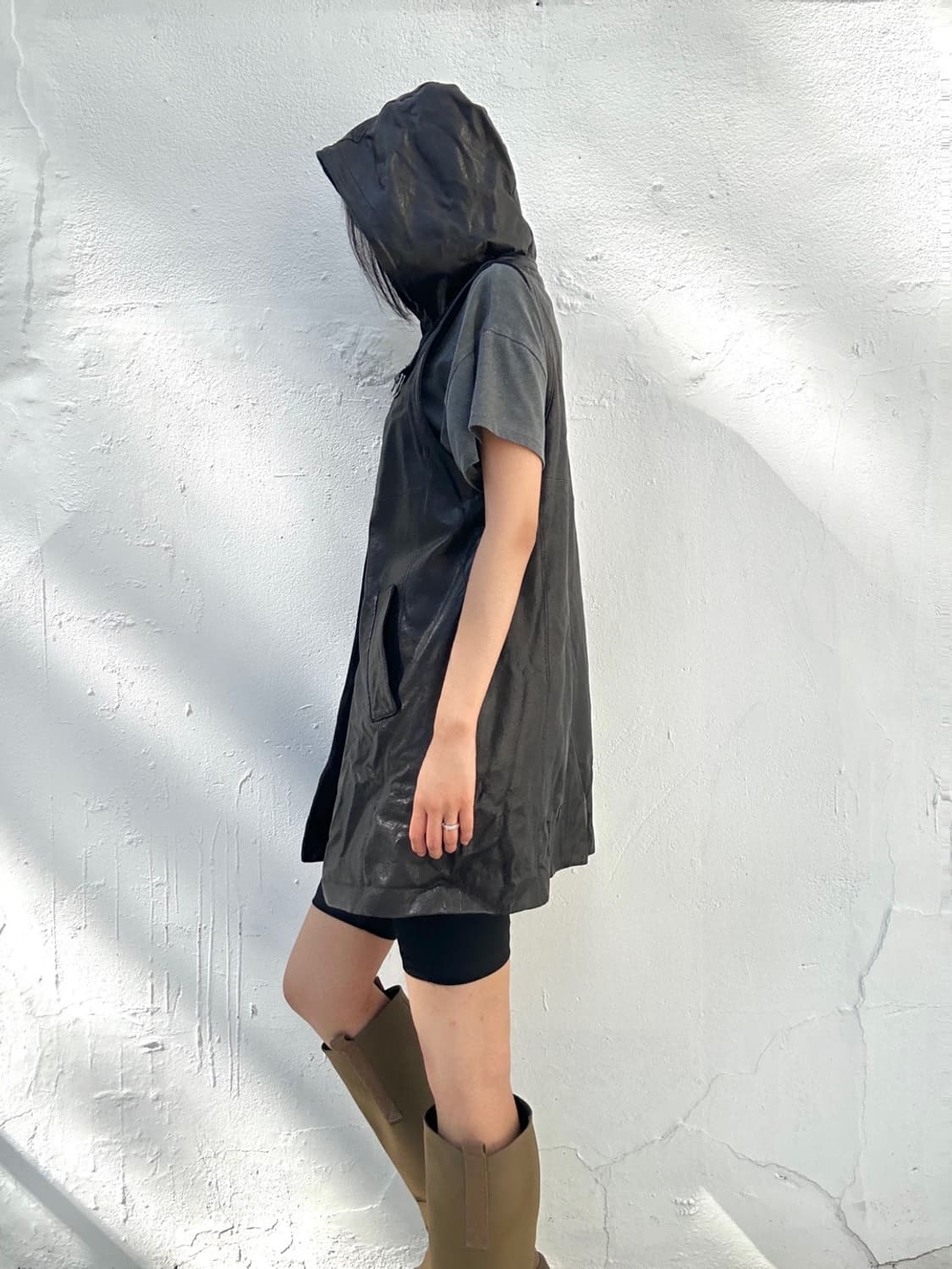 Hoody vest leather jacket / black 상품이미지1