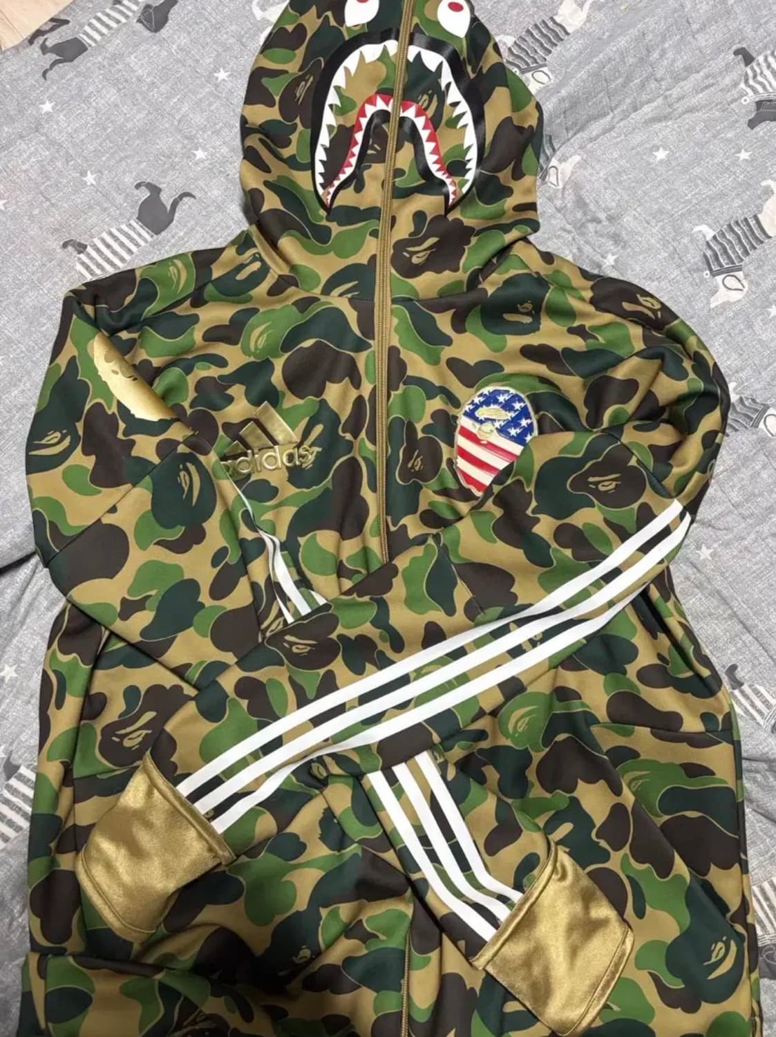 베이프 아디다스 녹계 풀 집업 져지 xl 상품이미지1