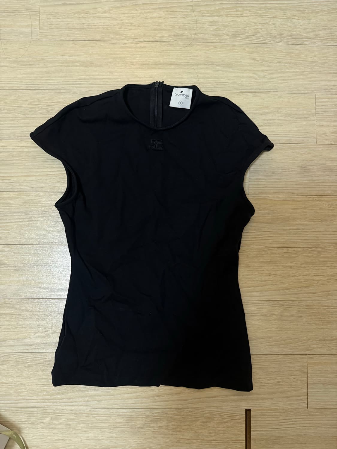 꾸레쥬 탑 1사이즈 상품이미지1