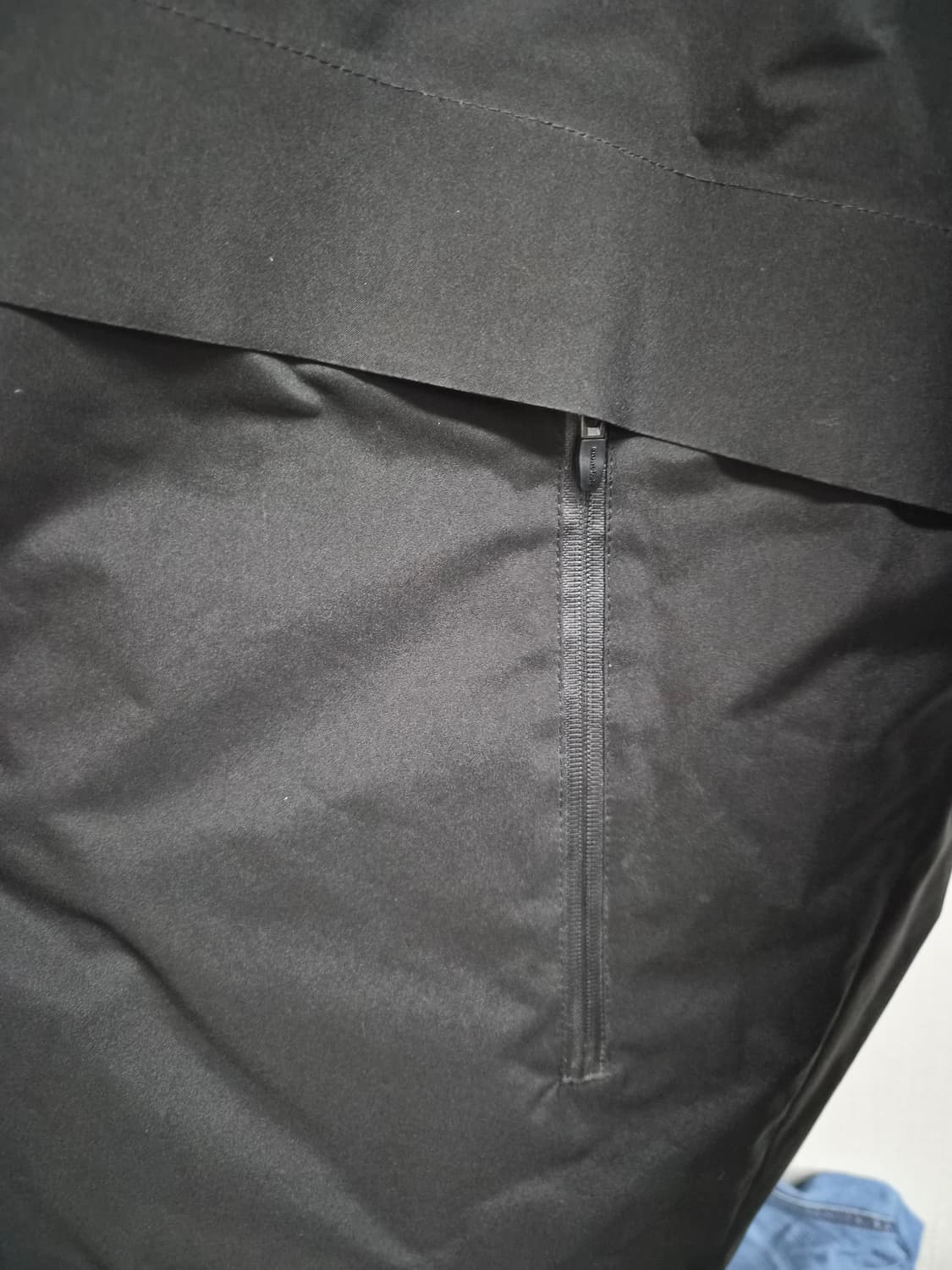 XL/105) 몽벨 에어웜 덕다운 패딩 팝니다 상품이미지4