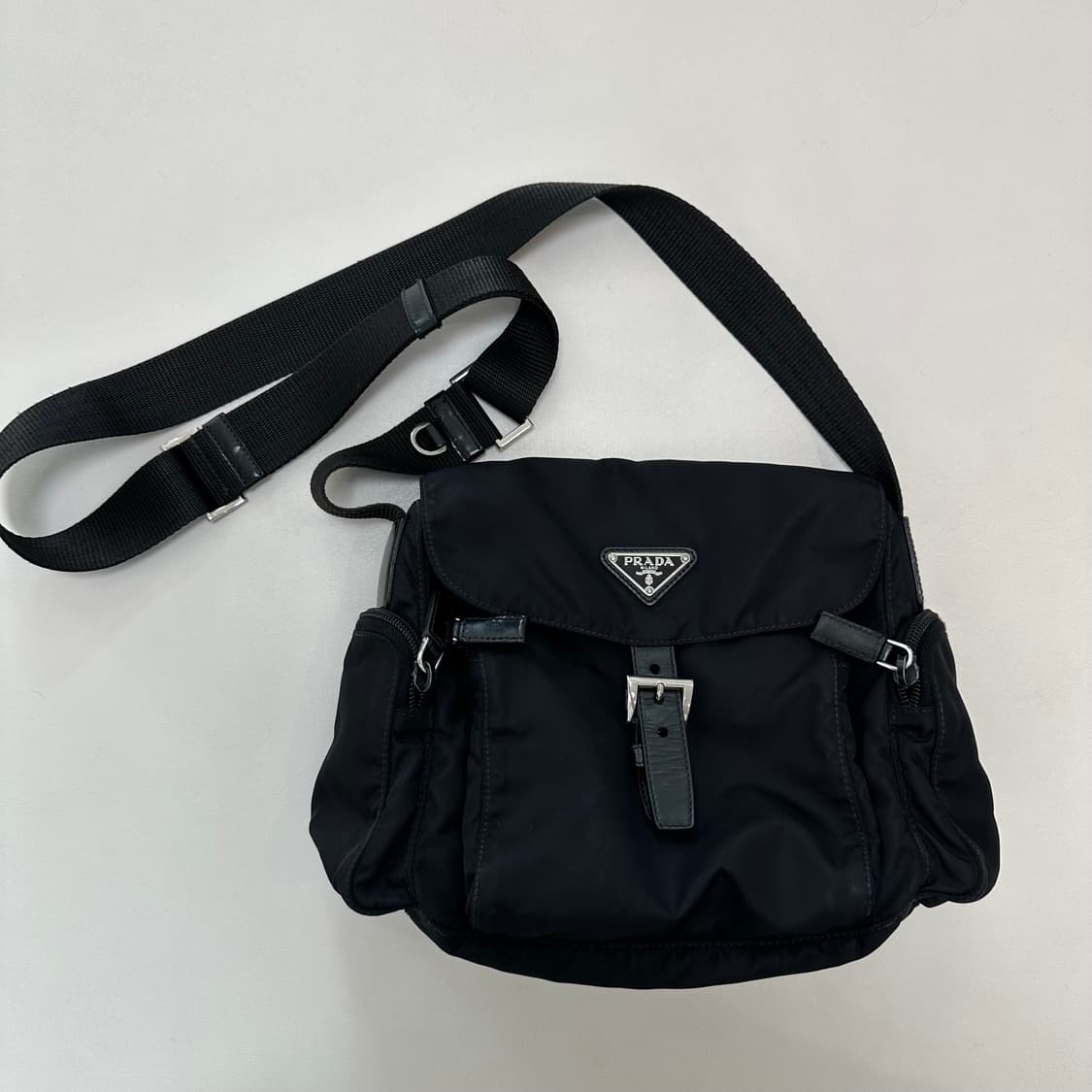 프라다 PRADA 리나일론 포코노 크로스백 상품이미지1