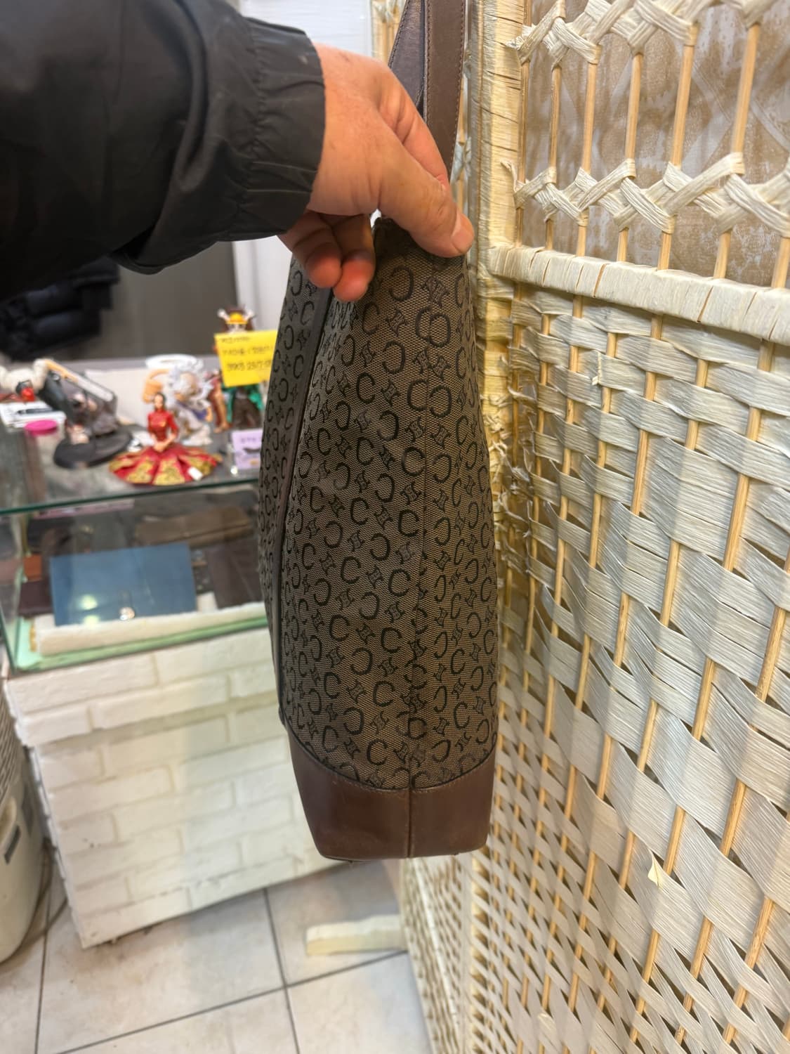 정품 셀린느 C 마카담 캔버스 가죽 토트백 팝니다 상품이미지2