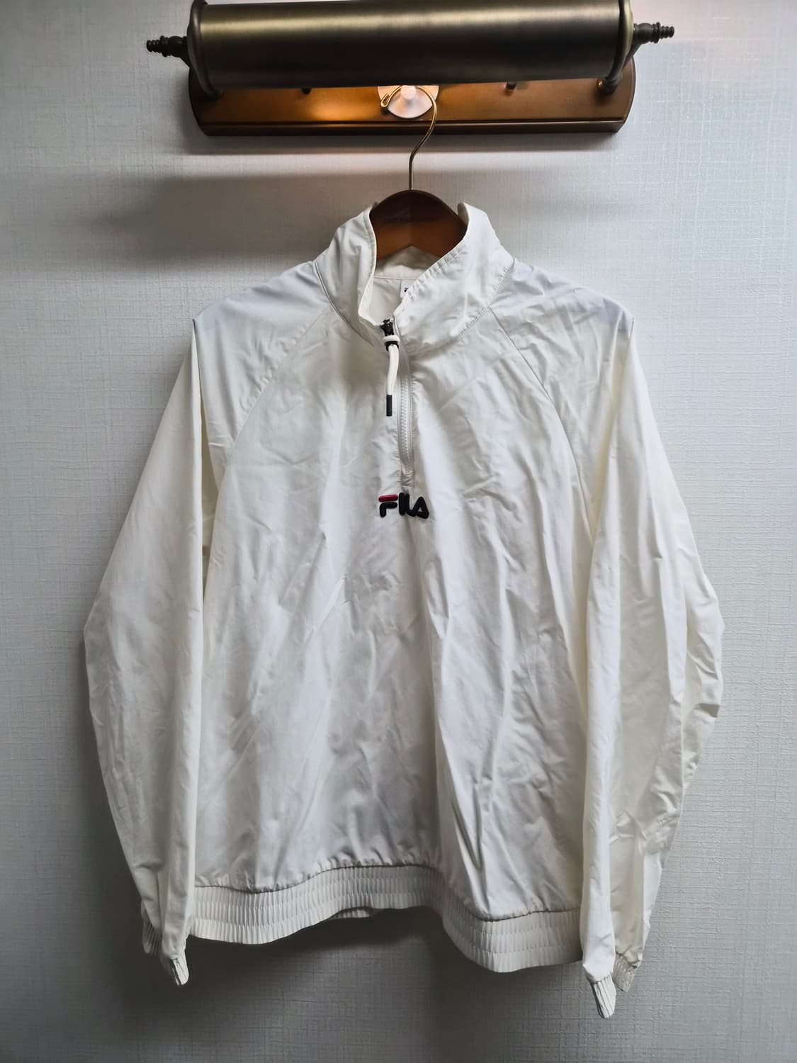 L/105) FILA 필라 레귤러핏 쿼터집업 바람막이 팝니다 상품이미지1