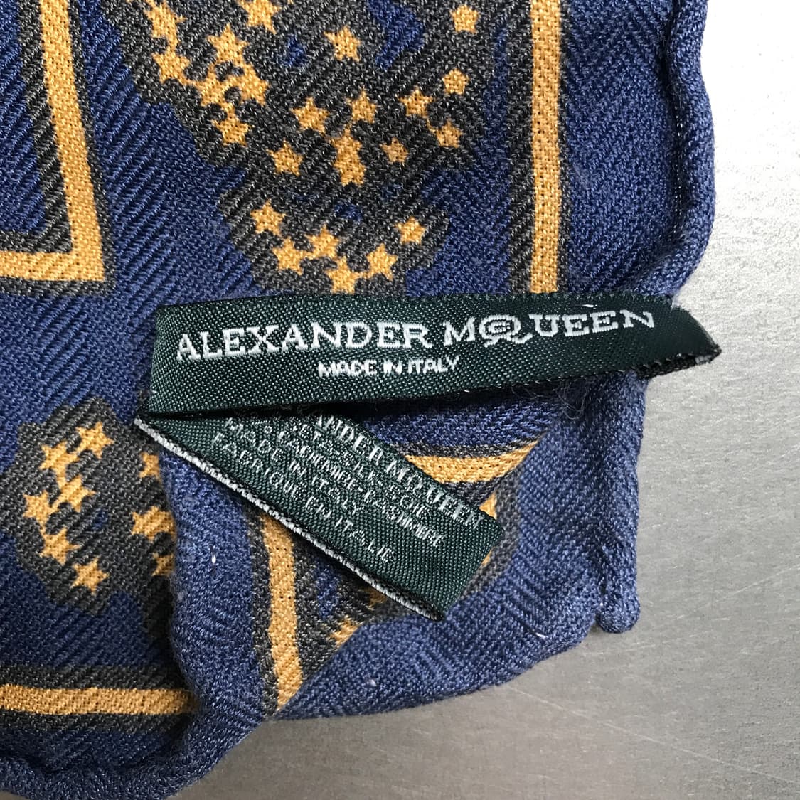 알렉산더 맥퀸 패턴 스카프 상품이미지5