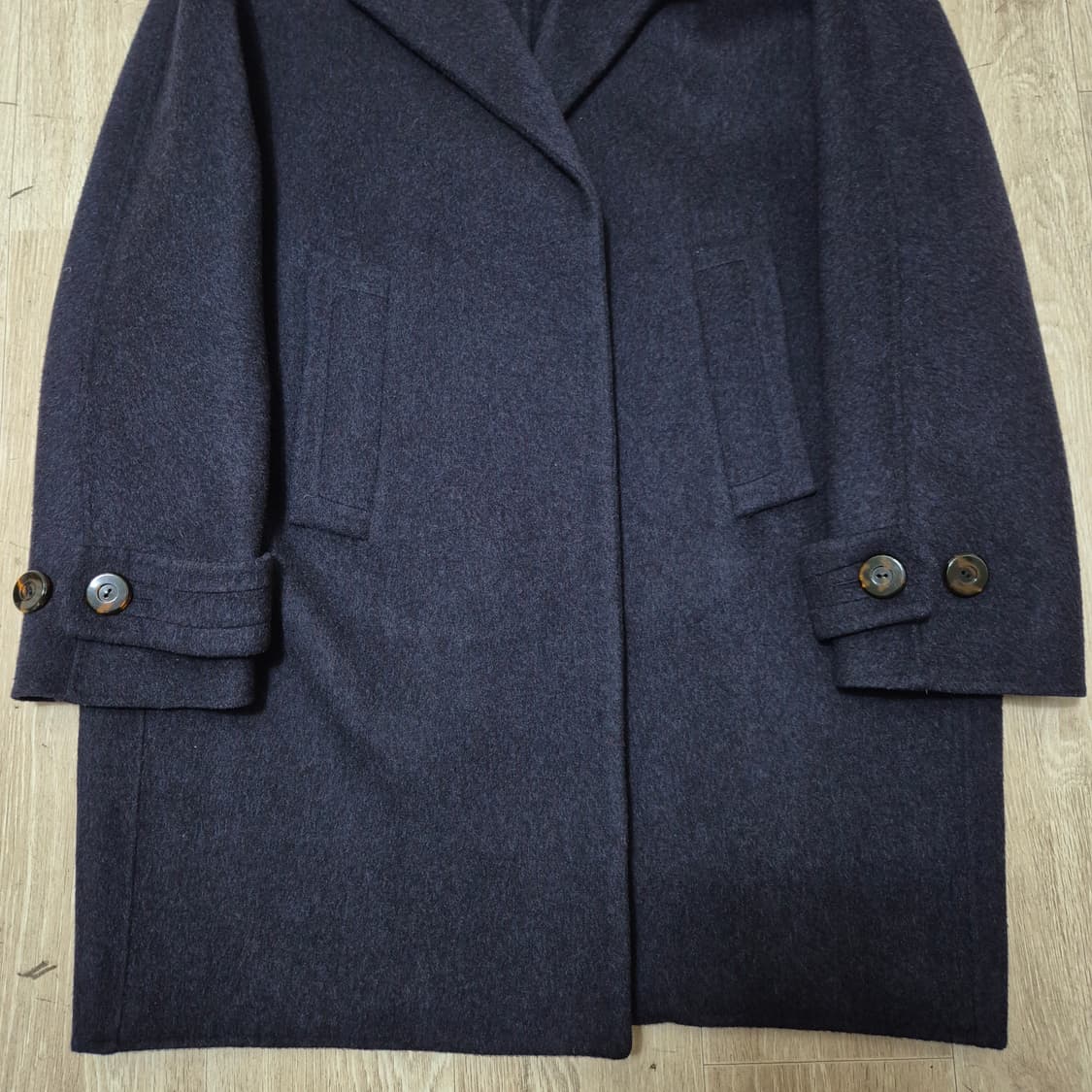 한섬 시스템 여성 핸드메이드 모직 캐시미어 코트 82-94-160 상품이미지3