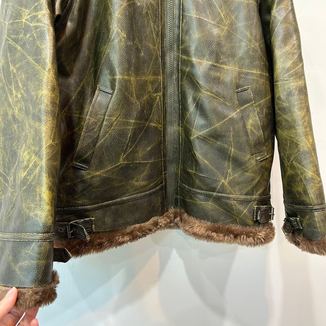 빈티지 카키 크랙패턴 무스탕 자켓 상품이미지4