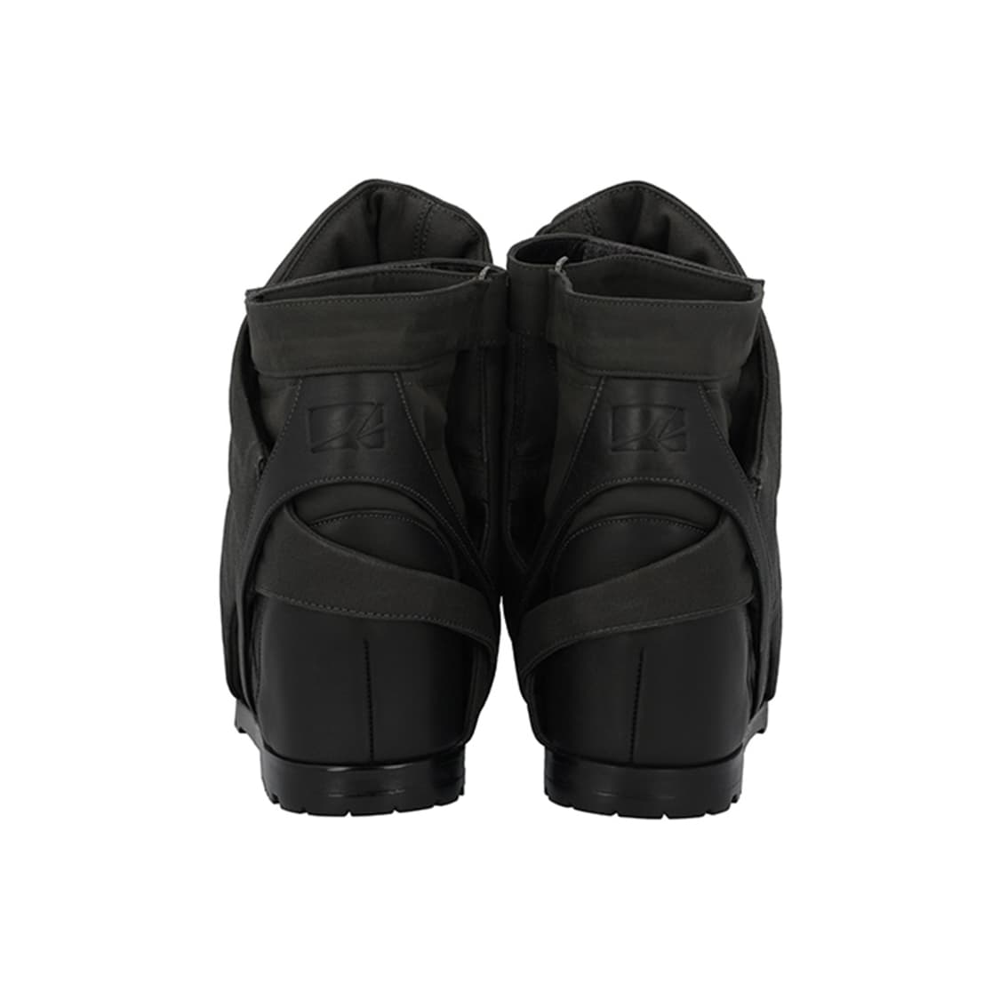 (235) 25AW 패디드-커버드 웻지 힐 01 / 애쉬 블랙 상품이미지5