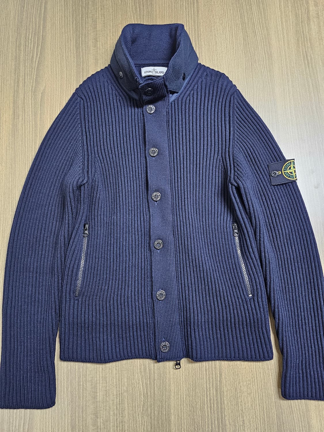 스톤아일랜드 골지 니트 집업 가디건 상품이미지1
