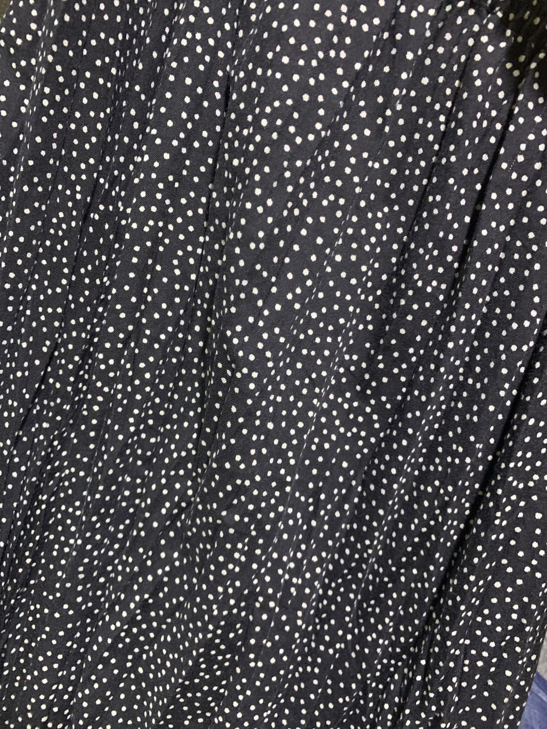 블랙 땡땡이 도트 플리츠 롱스커트 프리사이즈 상품이미지4