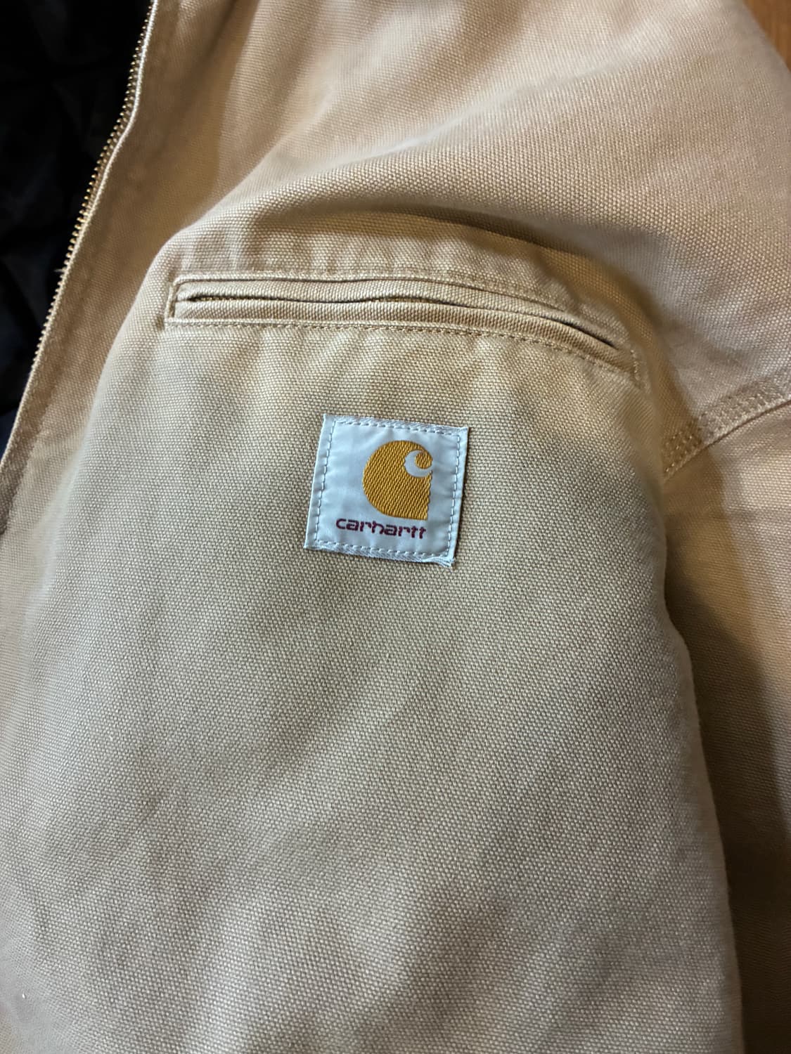 칼하트 윕 OG 디트로이트 자켓 피넛 XXL 사이즈 판매합니다  상품이미지6