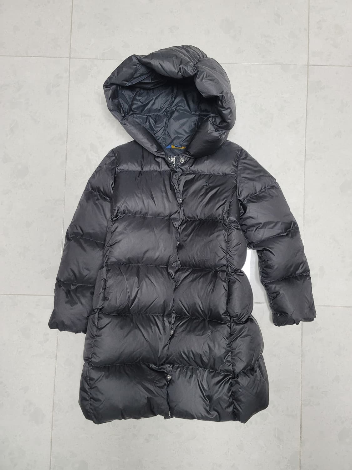 폴로 롱패딩 키즈 6세 사이즈 상태굿

 상품이미지1