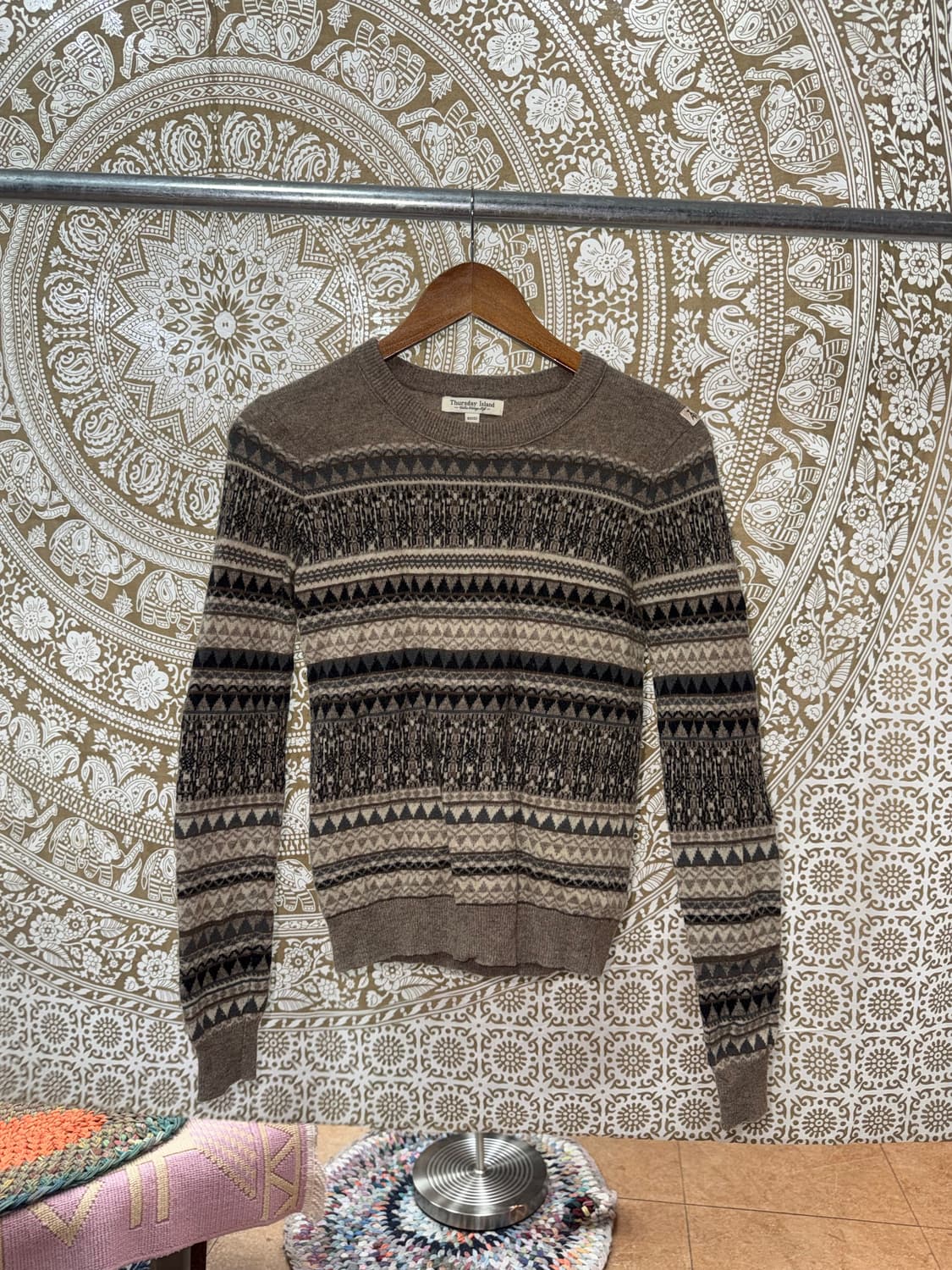 써스데이아일랜드 여성 에스닉 니트  상품이미지3