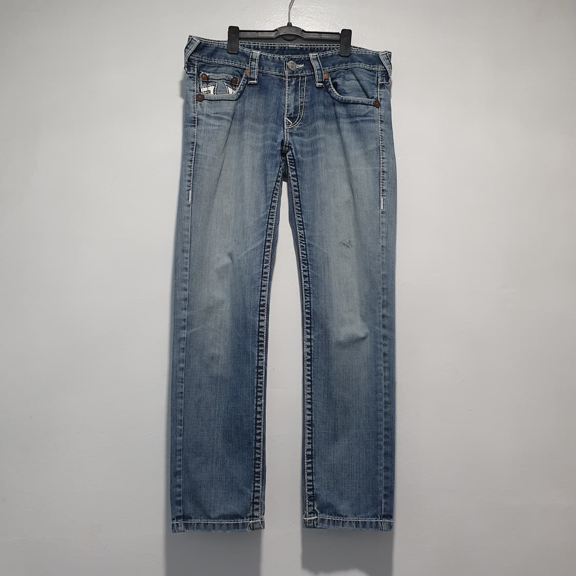 34인치) 트루릴리전 USA 베키 슈퍼 티 U 스티치 데님 팬츠 연청 상품이미지1