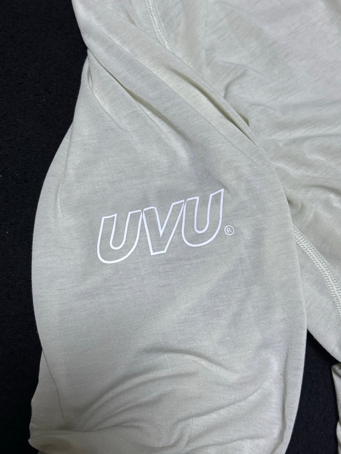 uvu 롱슬리브 사이즈 m 상품이미지4