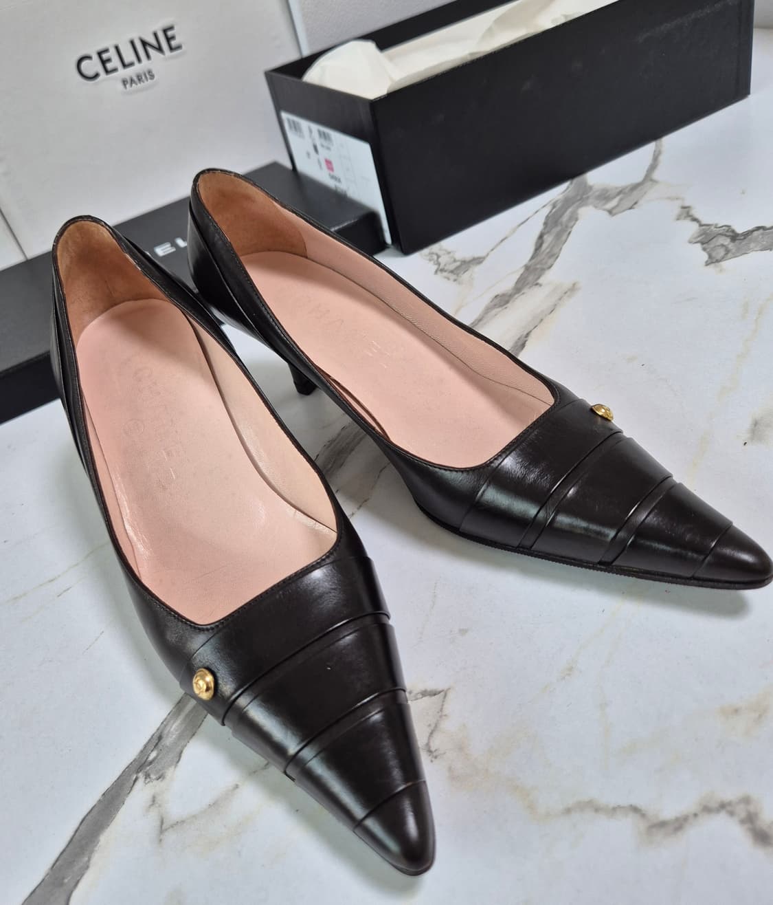 (정품) 샤넬 다크 브라운 가죽 힐 펌프스 36 상품이미지6