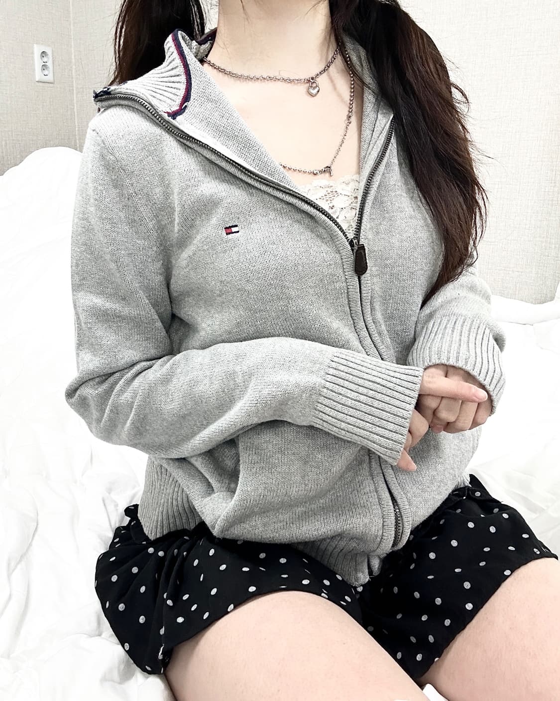 타미 미니로고 그레이 니트집업 상품이미지2