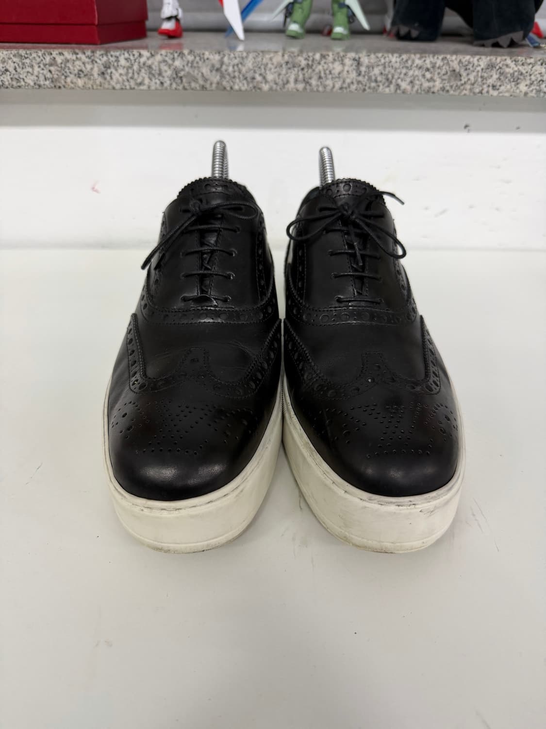 정품) 루이비통 남성 윙팁 남성 구두 스니커즈 6(255-260) 상품이미지1