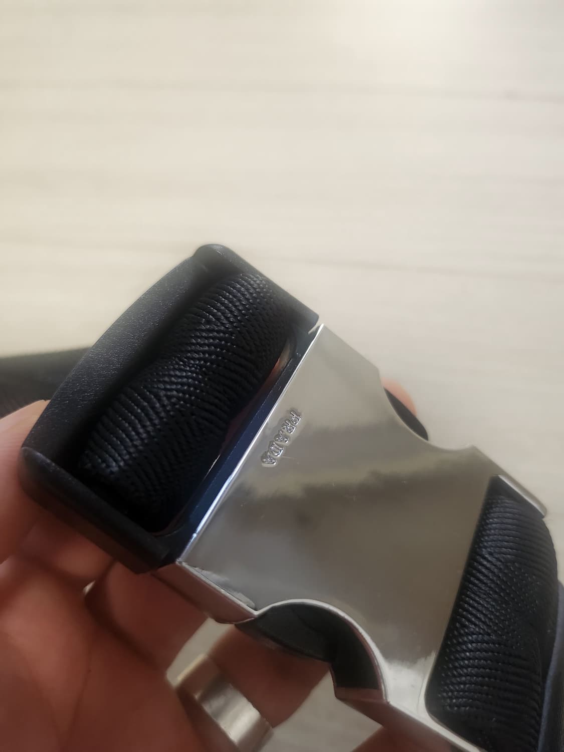 프라다 나일론 바이커백 상품이미지7