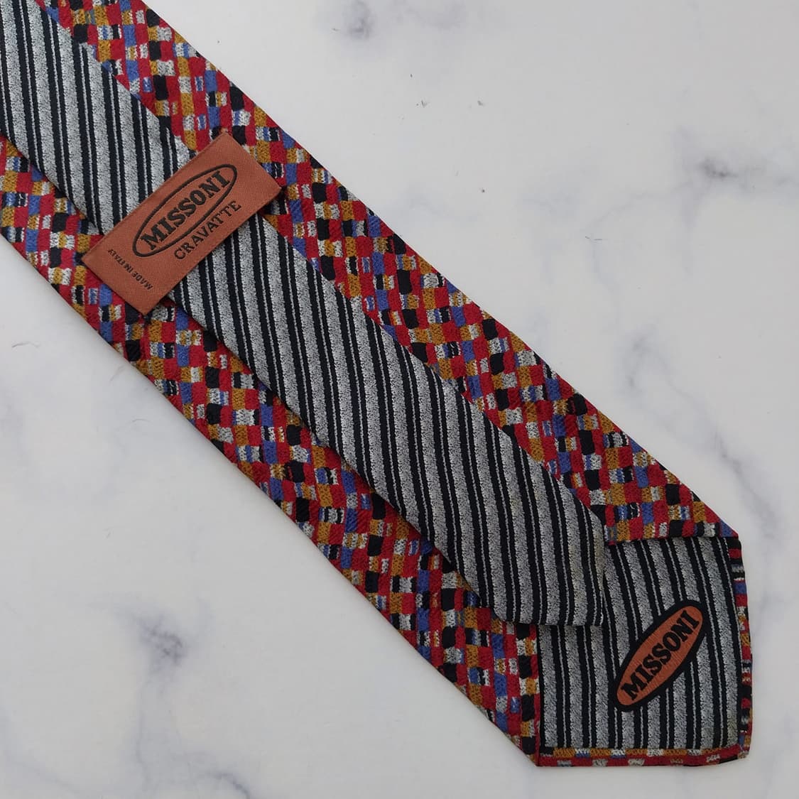 미쏘니 실크 레드 멀티 패턴 넥타이 9.1cm A+~A등급 K2582
 상품이미지8