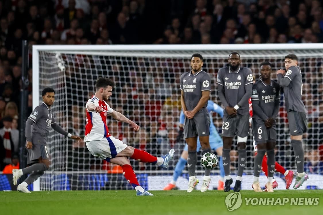 아디다스 24-25 아스날 홈 어센틱 라이스 상품이미지5