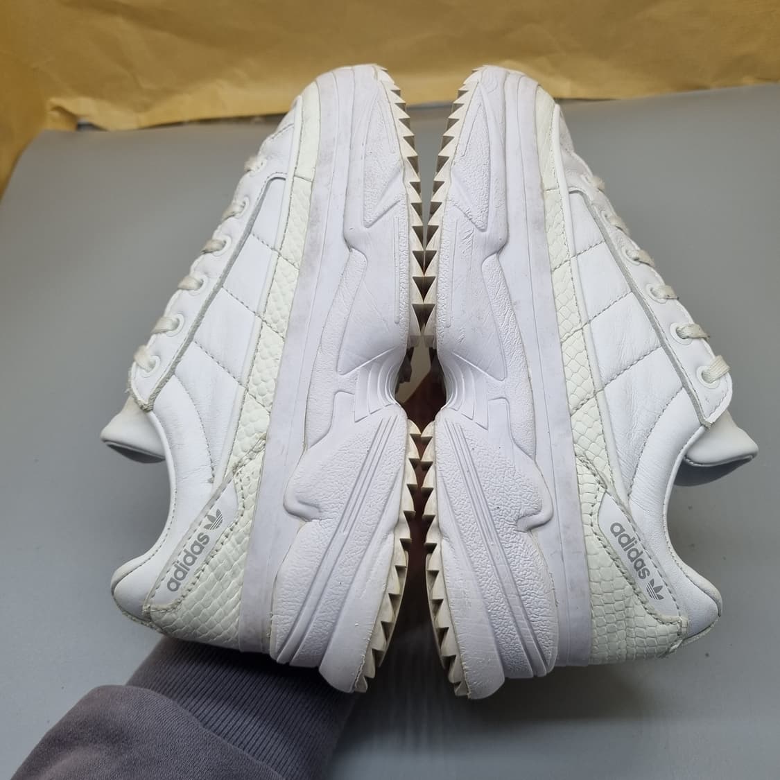 아디다스 키엘로 여성운동화235  상품이미지5