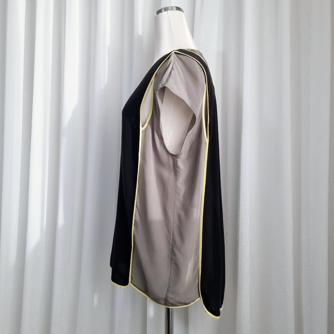 알렉산더왕 블라우스 실크100% (55-66/표기S) 상태좋아요 상품이미지5