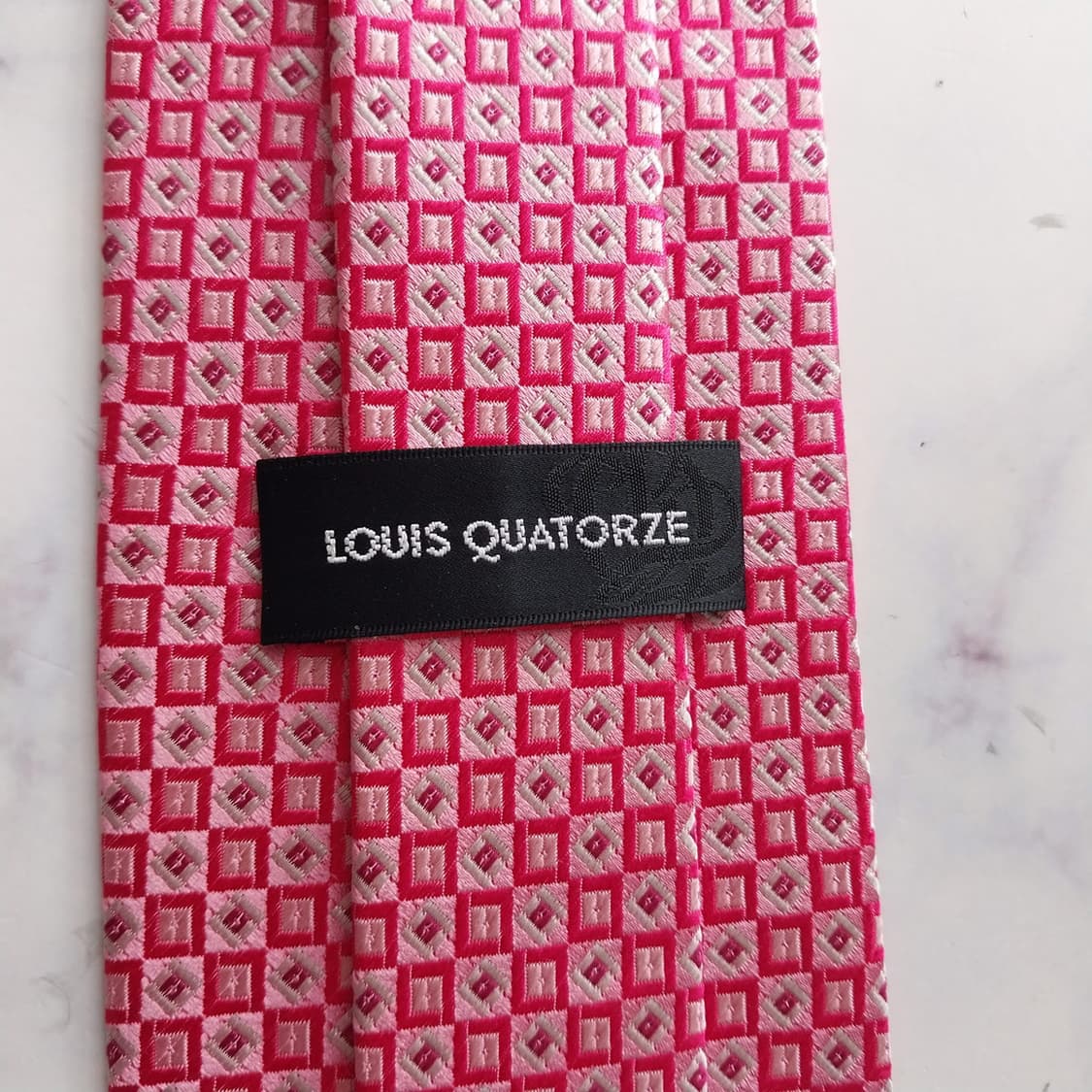 루이까또즈 실크 핑크 자카드 패턴 넥타이 9.1cm A+등급 K2343 상품이미지9