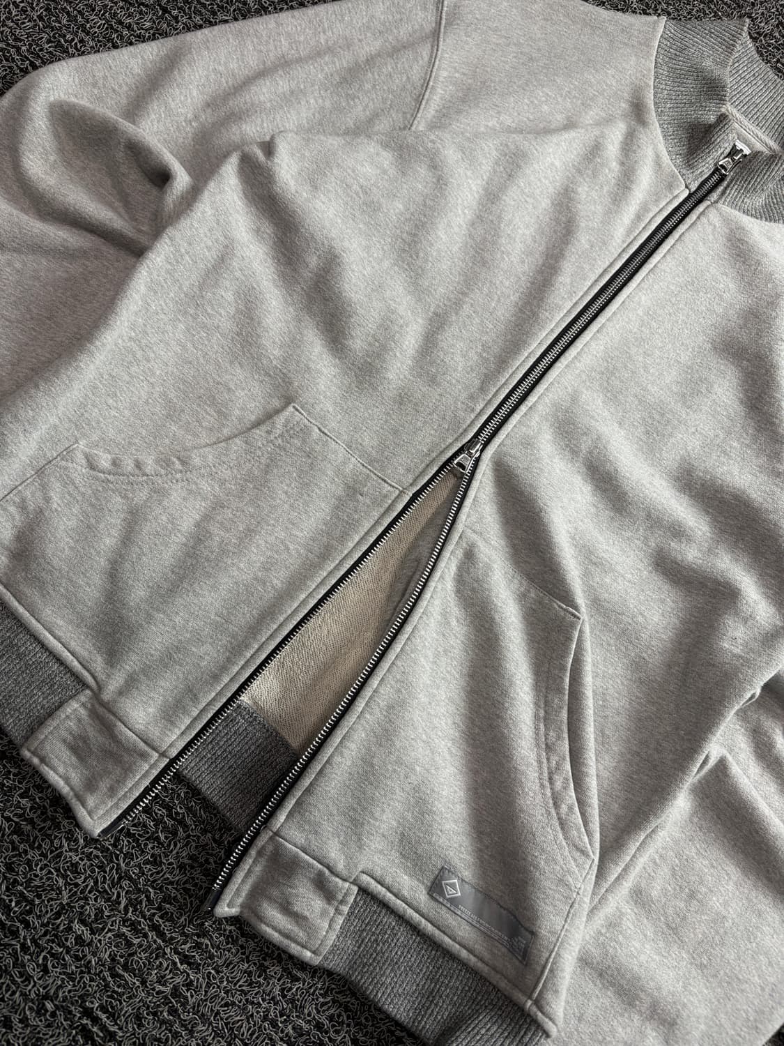 프리즘웍스 해비웨이팅 밴딩 디테일 스웻 집업 자켓 4221 상품이미지3