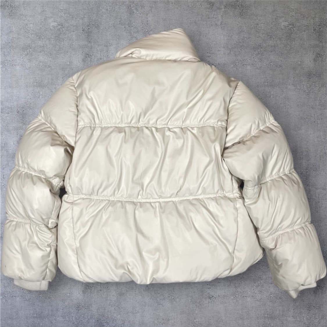 게스 Guess 아이보리 페더 라이트 푸퍼 숏패딩 XS 상품이미지8