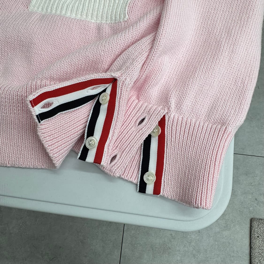 톰브라운 플라워 가디건 상품이미지5