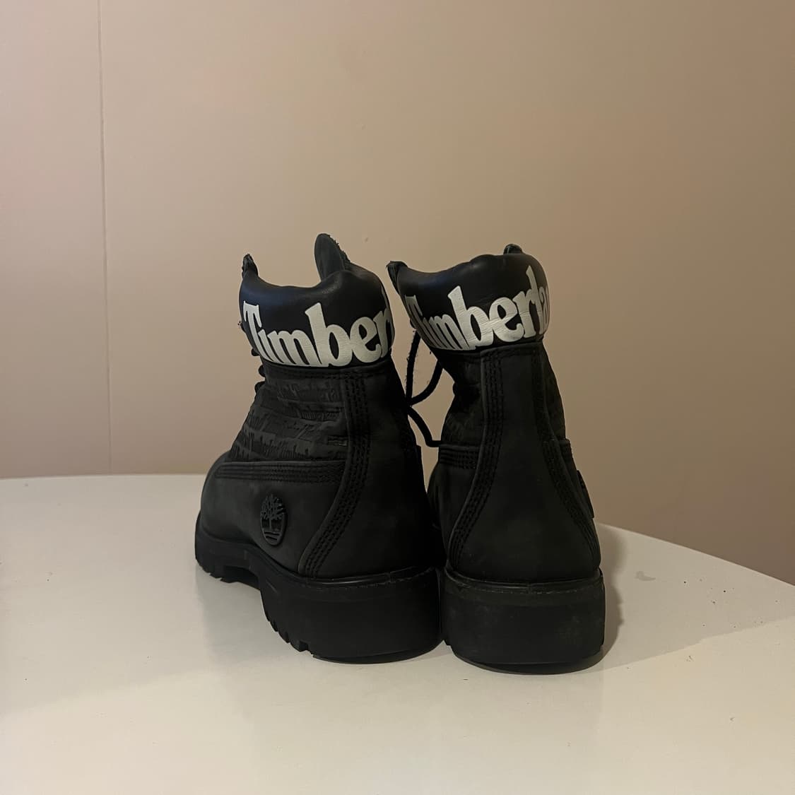 팀버랜드 6인치 워터프부프 로고 레터링 블랙 상품이미지4