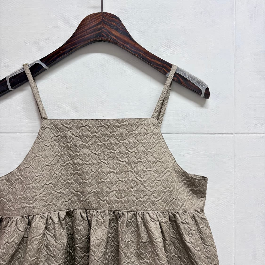 PAS DE DEUX 엠보 뷔스티에 슬리브리스  JPN 상품이미지2