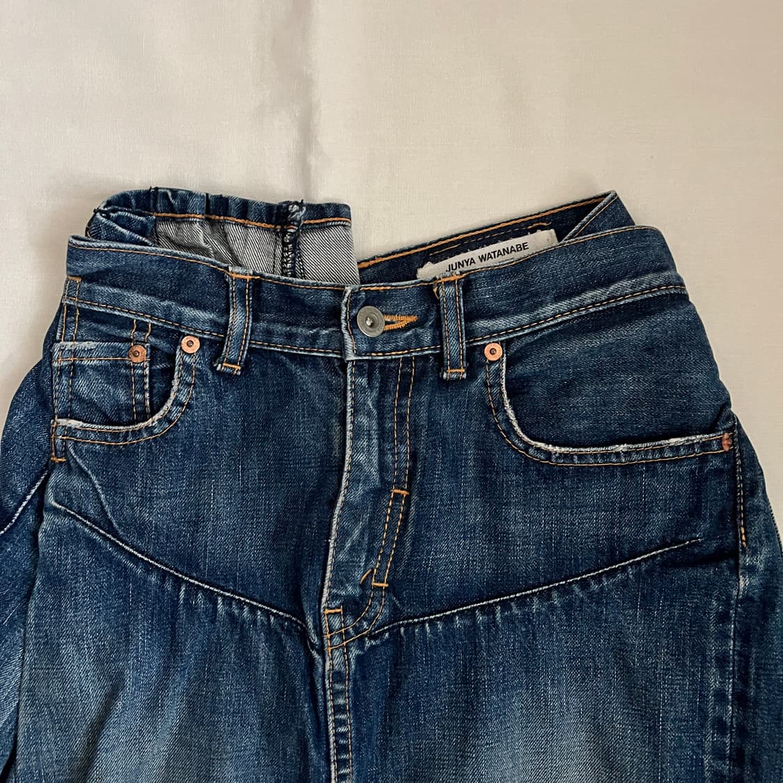 fw04 hip hung draped denim skirt 상품이미지5