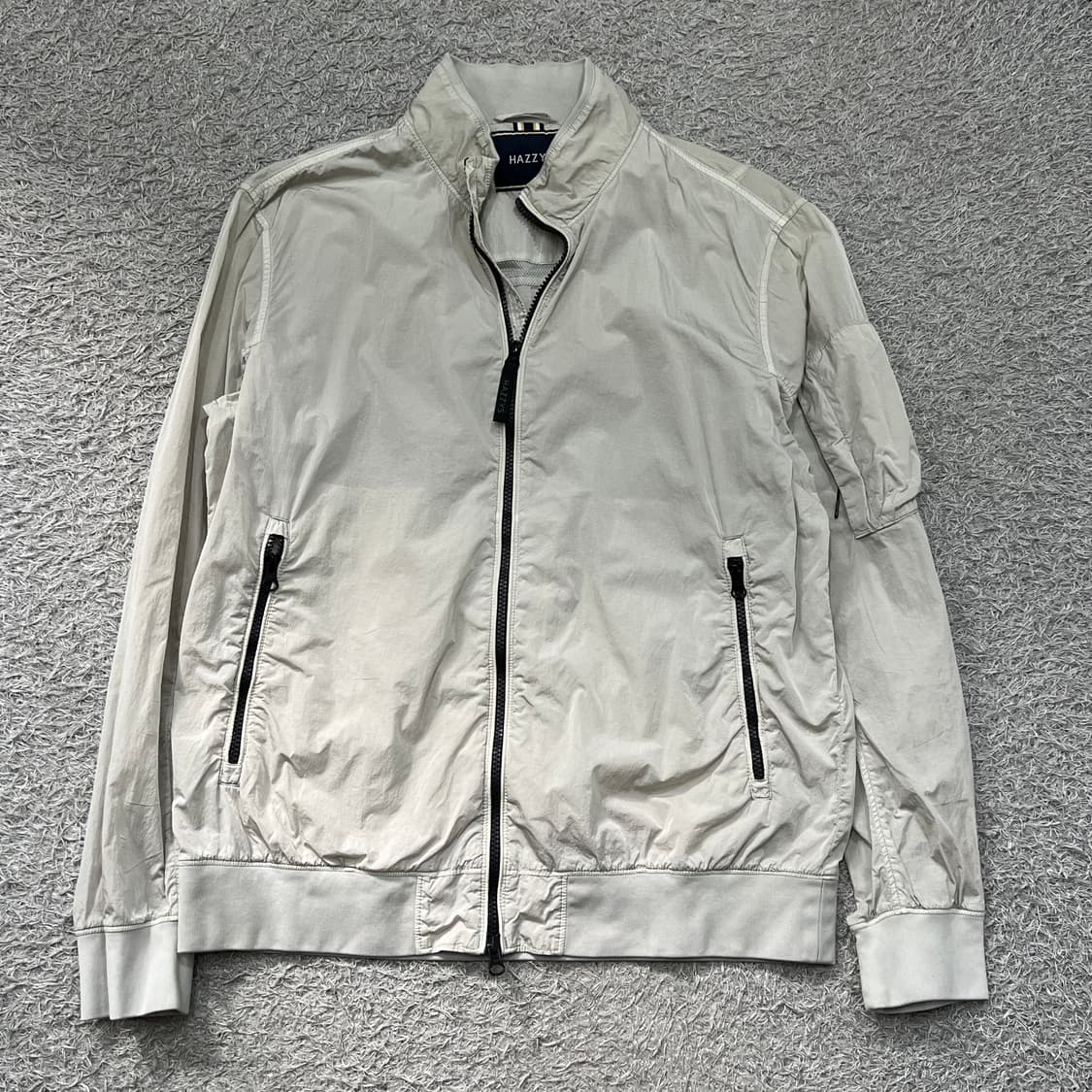 [100] 헤지스 바람막이 상품이미지2