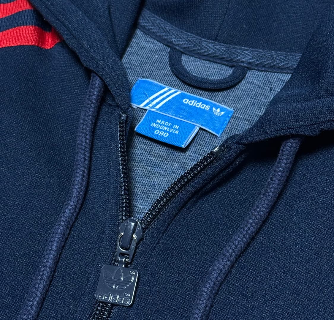 아디다스 딥네이비 레드 후드집업 상품이미지4